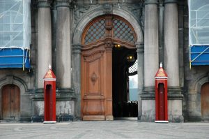 entrée du palais danois de christiansborg