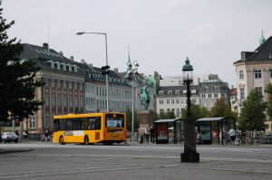 2005-09-danemark-copenhague-face-du-parlement-1