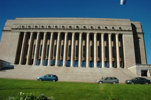 Le PARLEMENT, cet édifice, oeuvre de l'architecte J. S. Sirén