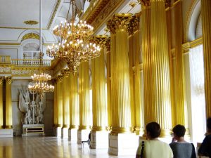 Colonnes recouvertes d'or