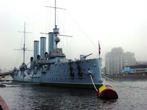 Le croiseur Aurore est un croiseur protégé de classe Pallada de la flotte de la Baltique de la Marine impériale russe