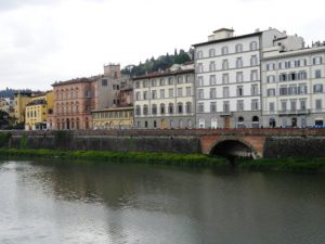 Le long de la rivière Arno