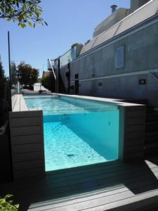 Piscine de l'hôtel Condes