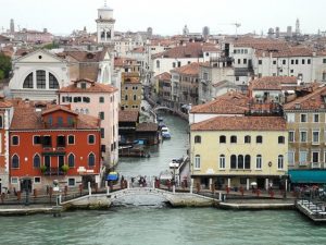 Les fameux canaux de Venise