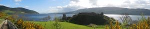 Le chateau et le loch ness