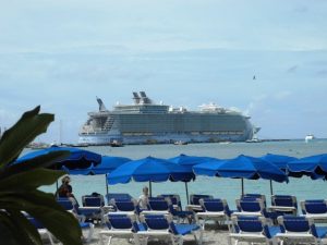  L'Oasis of the Seas au port de St.Marteen